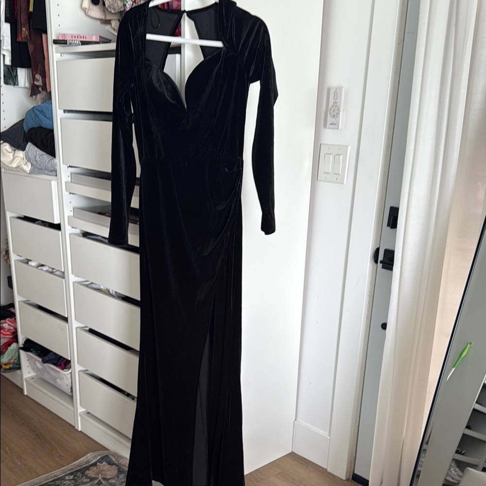 Elegant Black Evening Gown